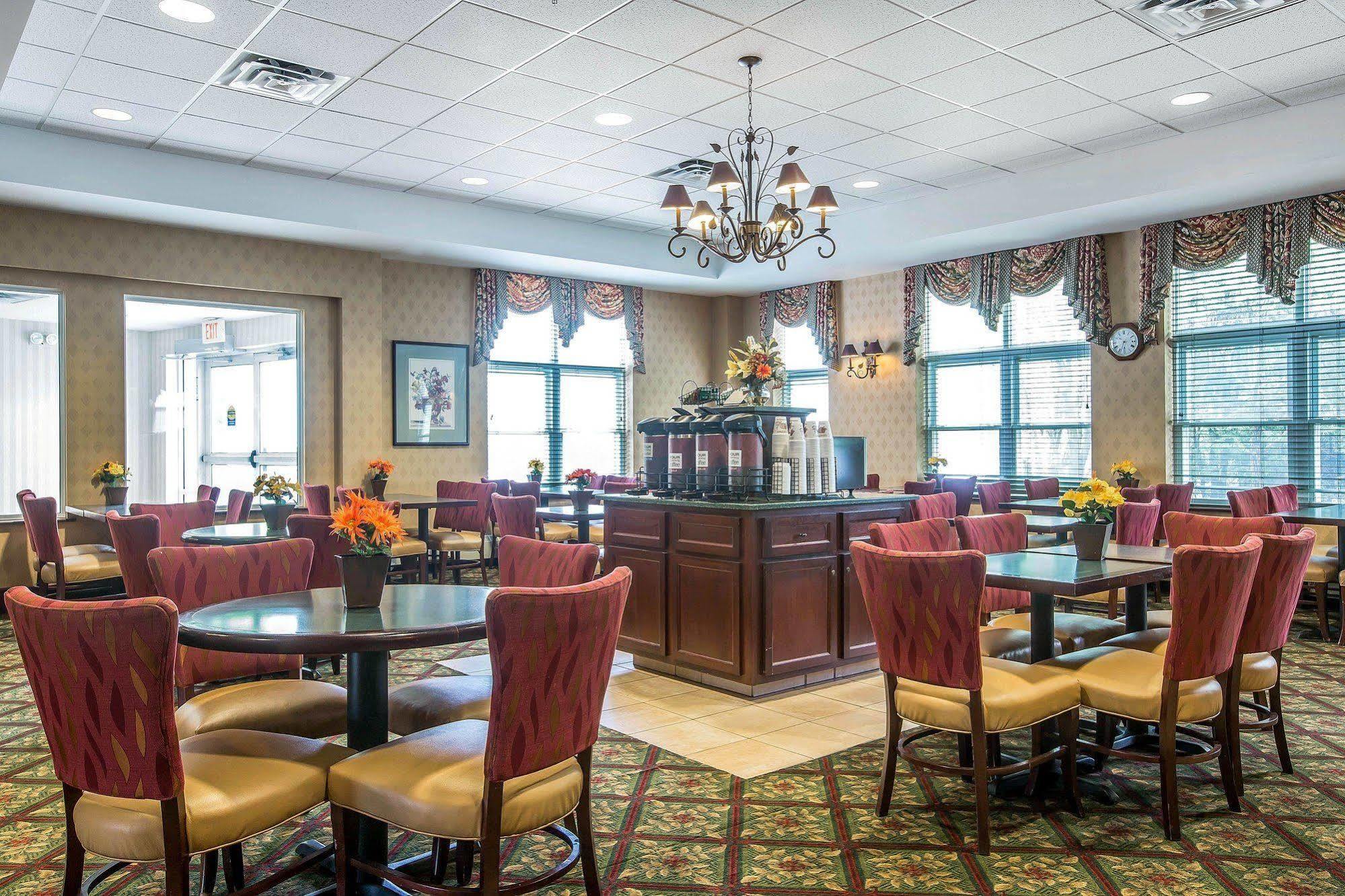 Comfort Inn & Suites Near Burke Mountain Saint Johnsbury Extérieur photo