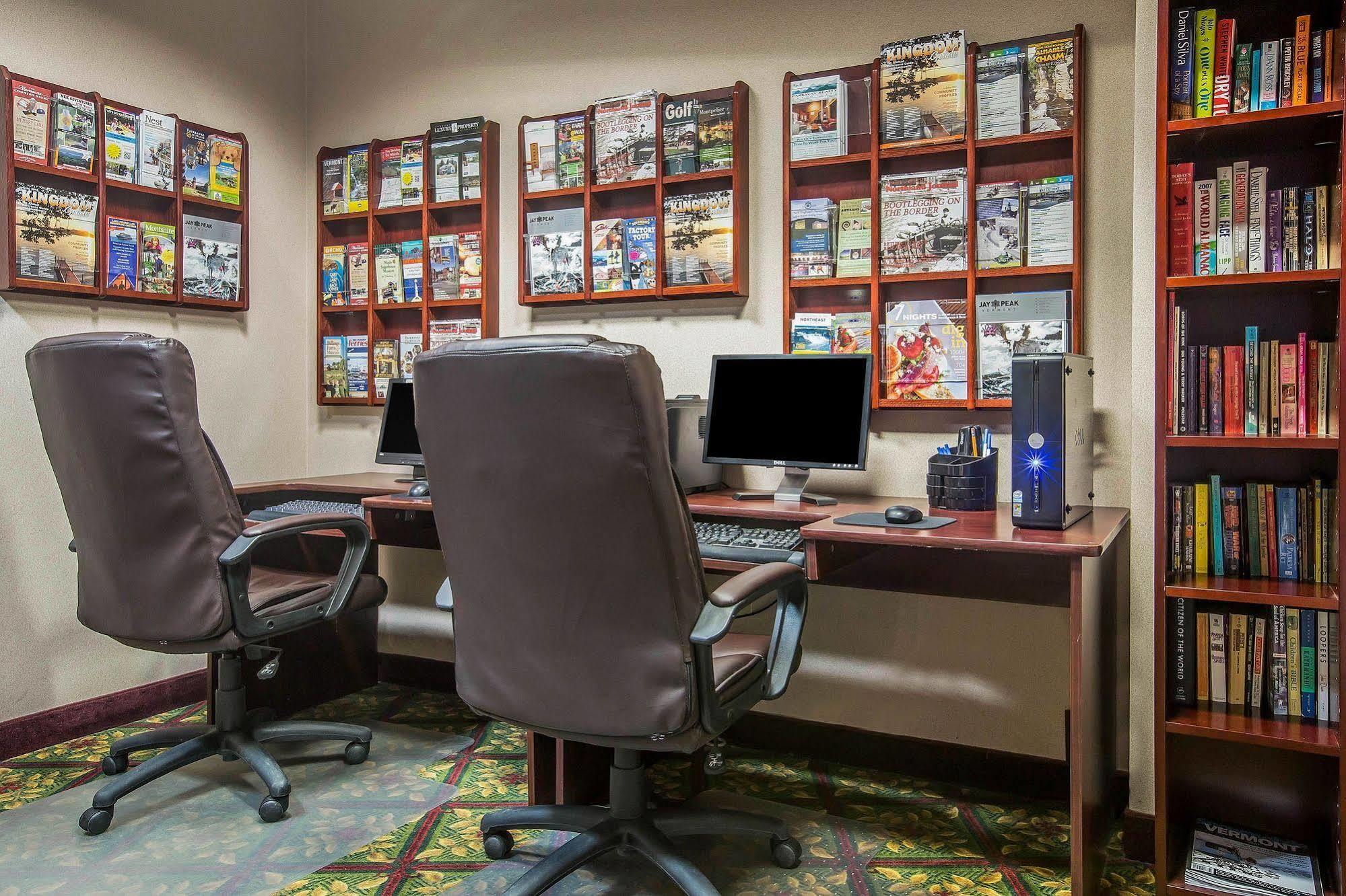 Comfort Inn & Suites Near Burke Mountain Saint Johnsbury Extérieur photo